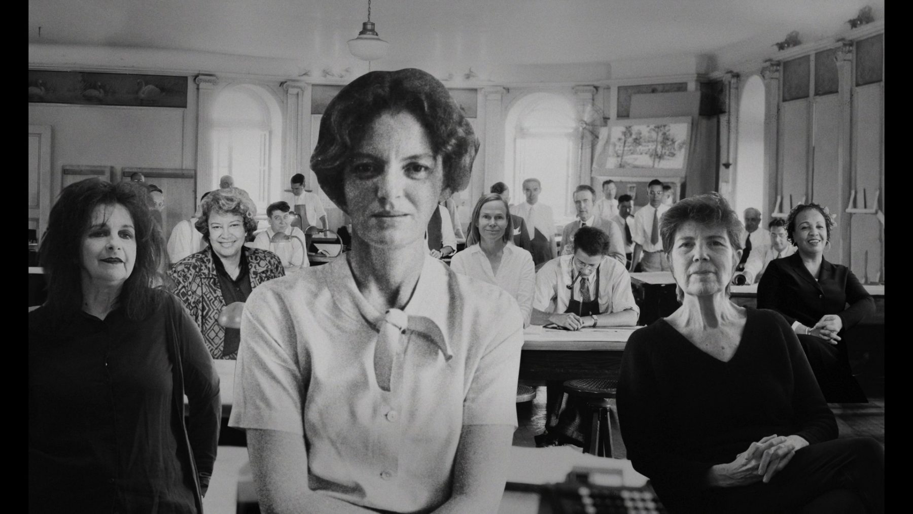 Out of the picture de An.Ash Smolar