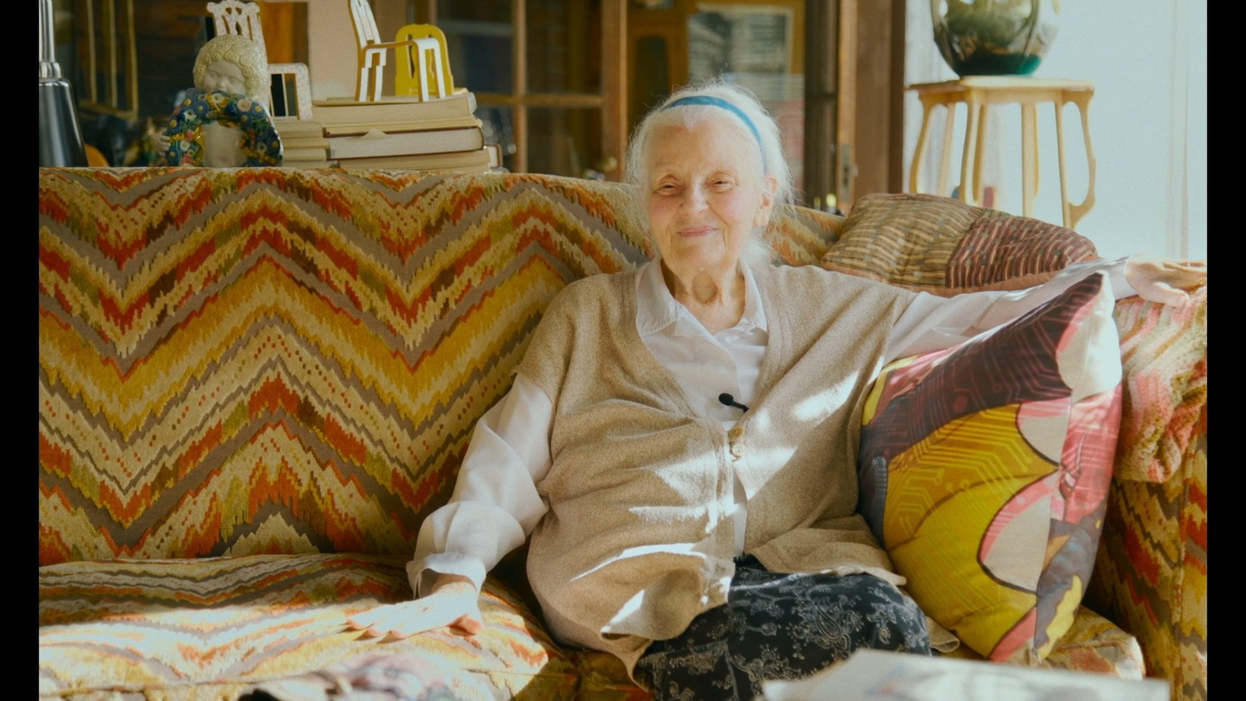 Out of the picture de An.Ash Smolar