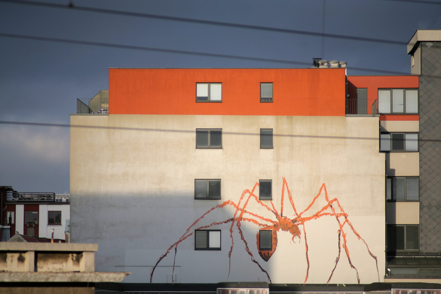 Vincent Glowinski, fresque pour la SLRB, place de la chapelle